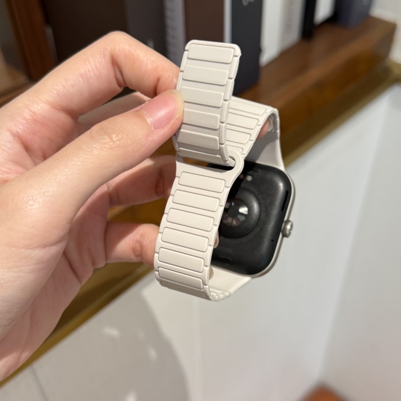 适用红米Watch5/4一体二代三株硅胶磁吸表带小米9Pro8Pro高级夏天