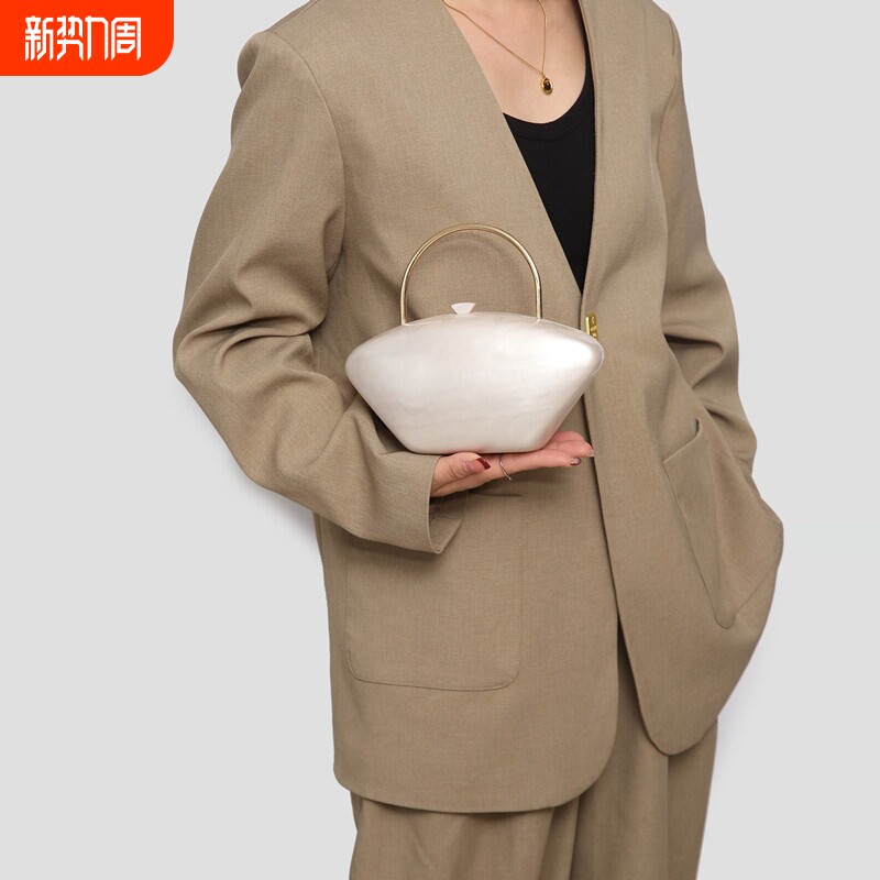 女包包盒子女包新款椭圆贝壳鹅蛋亚克力晚宴包单肩斜跨包斜挎手拿