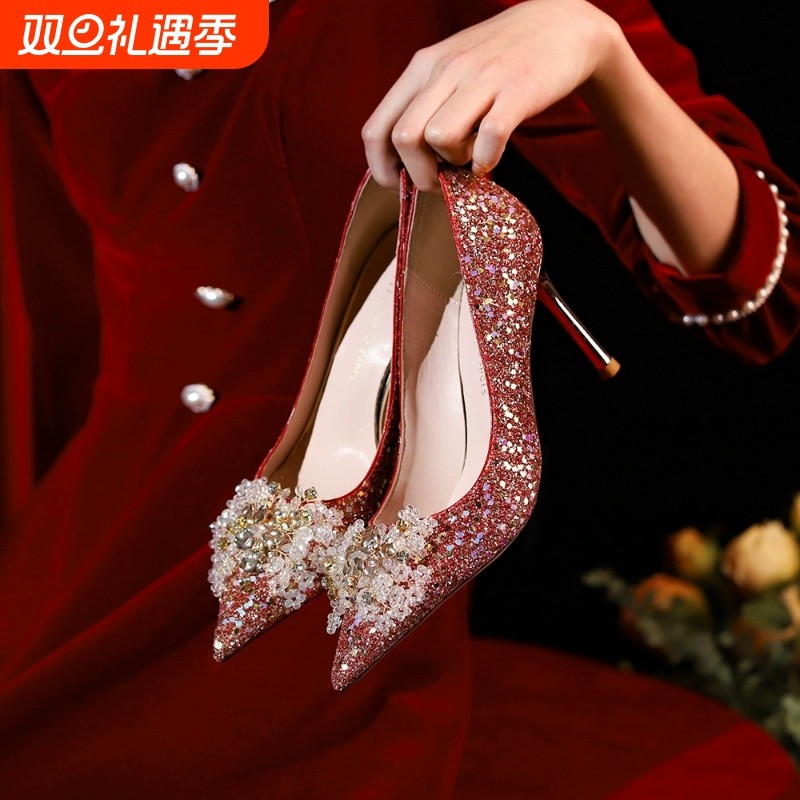中式绝美亮片高跟鞋女2025新款秀禾服红色新娘婚鞋订婚礼服水晶鞋