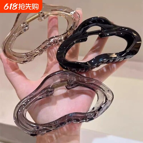 高级感云朵抓夹女发饰黑色