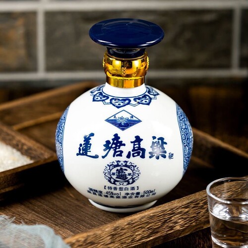 2026年窖藏青花坛50度浓香型白酒纯粮酿造