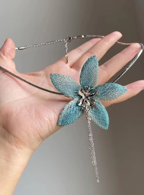 清冷感雾霾蓝镂空编织花朵流苏项链2025新款小众复古choker锁骨链