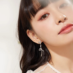 银色爱心蝴蝶结耳环925银针长款女耳钉气质高级感2024年新款爆款