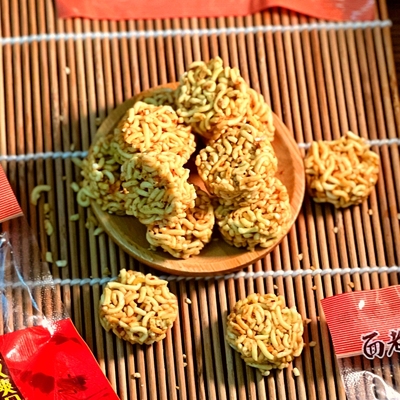 虾仔面8090怀旧小零食休闲食品小吃干脆面拉面丸子追剧解馋小零食