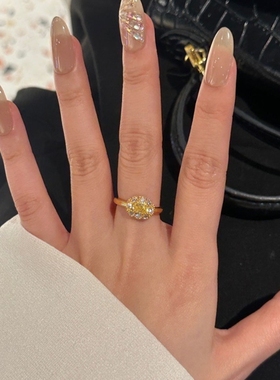 轻奢超闪椭圆鸽子蛋黄钻戒指女新款满镶锆石食指戒时尚开口指环女