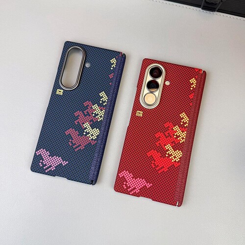 适用三星W26万马奔腾手机壳fold7磁吸双中轴W25铰链保护套W24凯夫拉纹fold6碳纤维纹fold5大孔镜头肤感壳