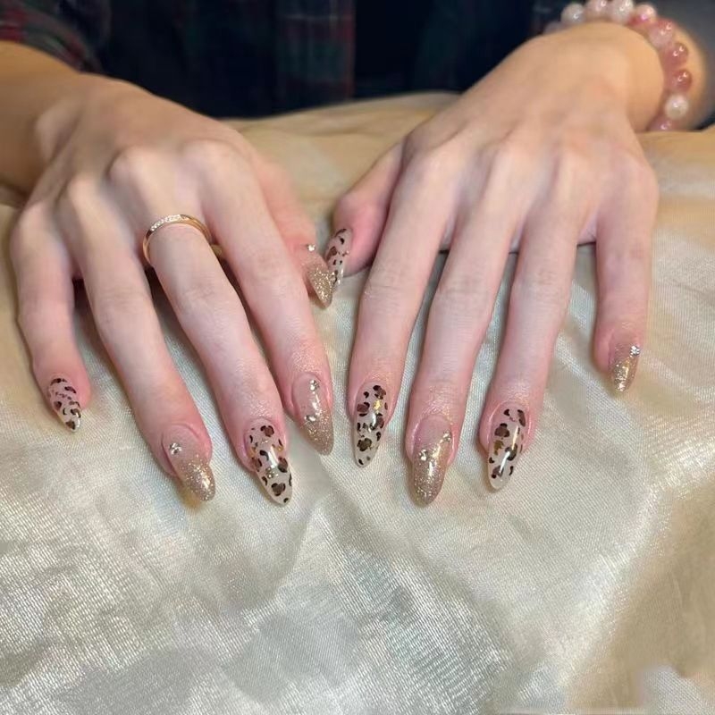 手工穿戴甲可拆卸美甲ins学生甲片直发重复使用小红书豹纹美甲片