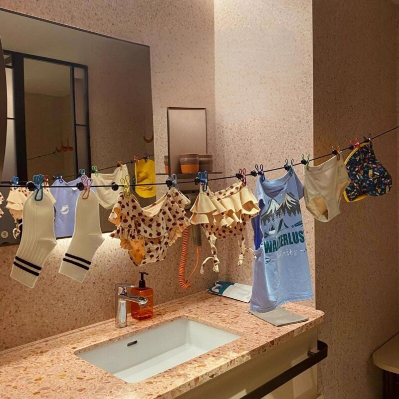 旅行便携晾衣绳酒店晾衣服神器旅游出差挂衣绳弹力带夹子衣架出游图片