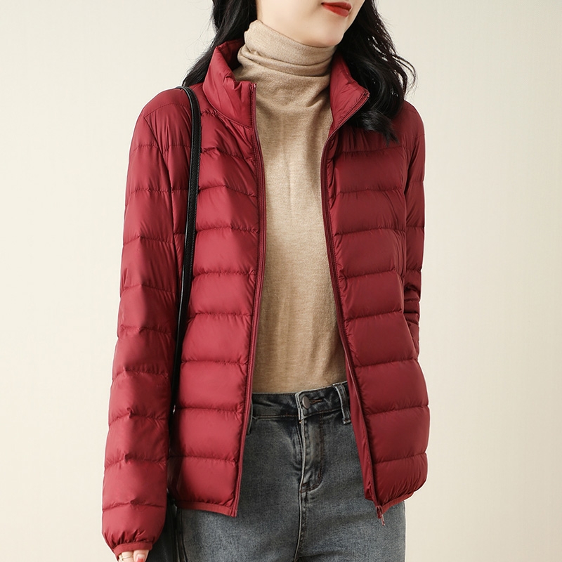 户外轻薄羽绒服女2025年新款秋季外套女春秋装短款小个子薄款大码