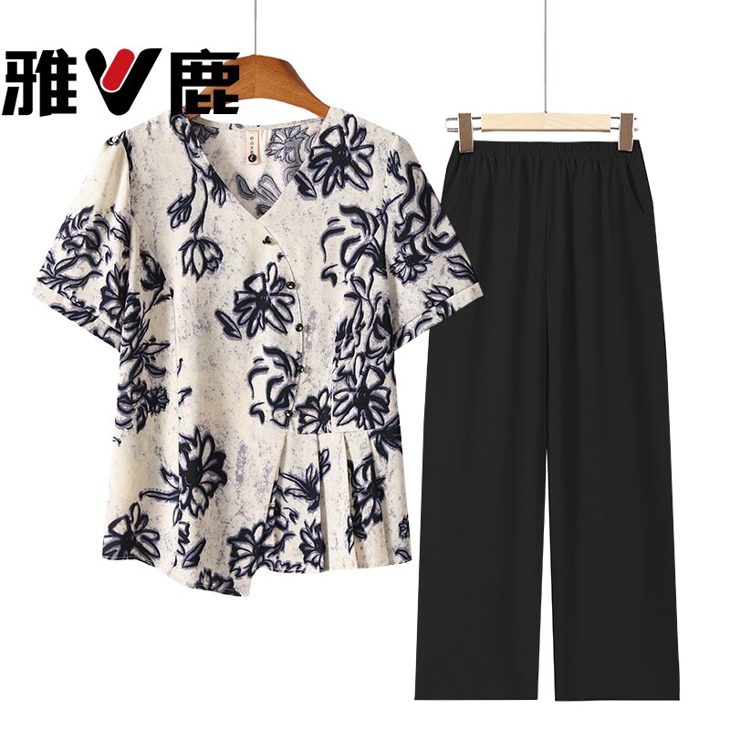 雅鹿新中式妈妈夏装短袖2026新款中老年女时尚洋气小衫套装上衣服