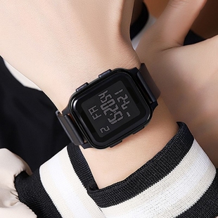 多功能男表夜光高颜值腕表 青少年电子手表男初中高中学生运动韩版