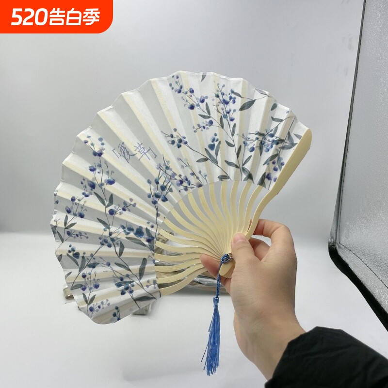 夏季小清新布面扇子折扇古风男女式学生便携折叠贝壳扇小扇子批发