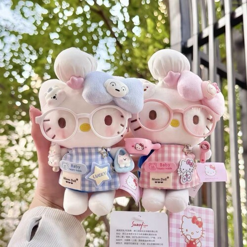 正版现货hellokitty包包挂件毛绒
