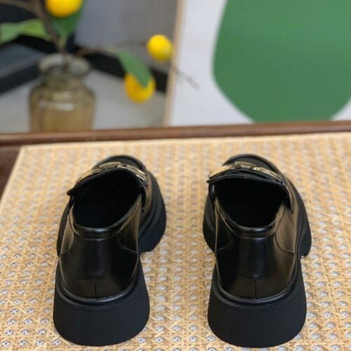 意尔康心选乐福鞋女英伦风软底小皮鞋2026秋季款气质穿搭黑色一脚