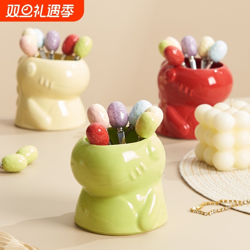 奶油风小恐龙陶瓷果叉套装水果叉勺子家用高颜值摆件厨房收纳艺术