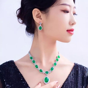 玉髓套装冰种玉髓吊坠项链耳环戒指手链豪华镶嵌绿玉髓四件套气质