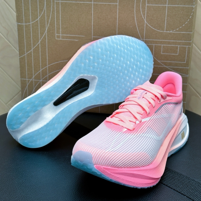 飞电5c减震体育中考比赛耐磨碳板