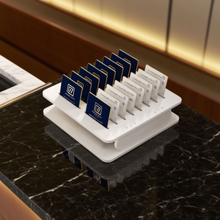 酒店前台房卡收纳盒健身会员卡整理盒多格分格台面置物架多功能