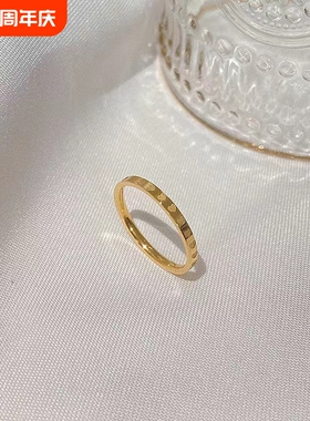 食指素圈戒指女高级感彩金素戒时尚指环小指仿黄金尾戒不掉色钛钢