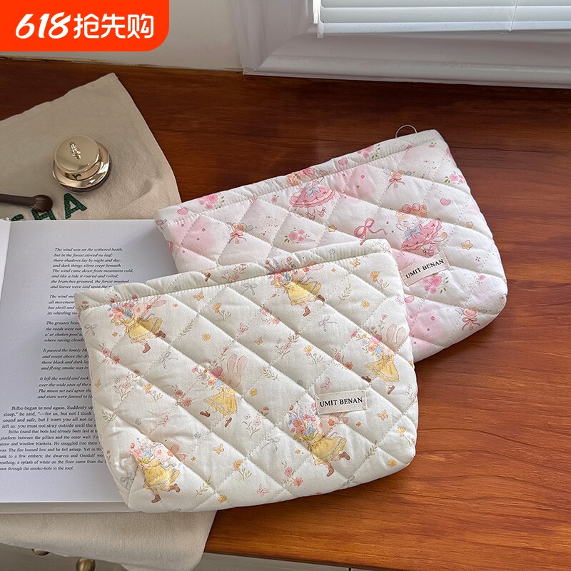 法式温柔风化妆包加厚大容量拉链洗漱包新款少女心手拿收纳包颜值