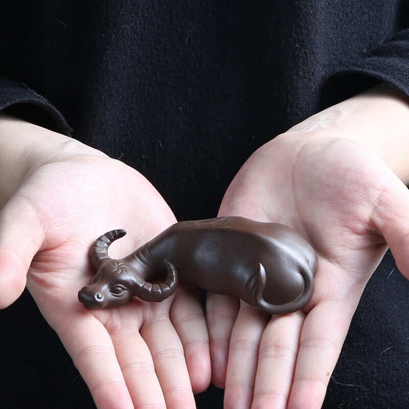 紫砂小水牛茶宠摆件茶艺功夫茶具茶玩扭牛转乾坤茶盘配件可养手工