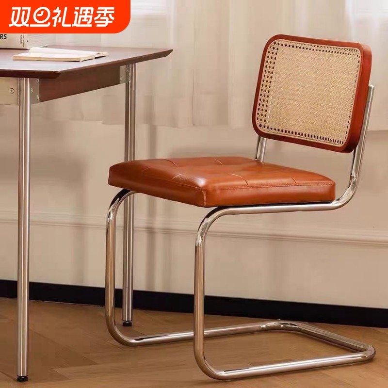 中古风餐椅家用餐桌椅子2025新款餐厅靠背休闲椅塑料椅书房软包