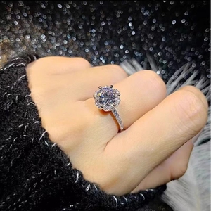 高定莫桑花蕾女神时尚轻奢豪华可调节结婚求婚戒指女宝石开口