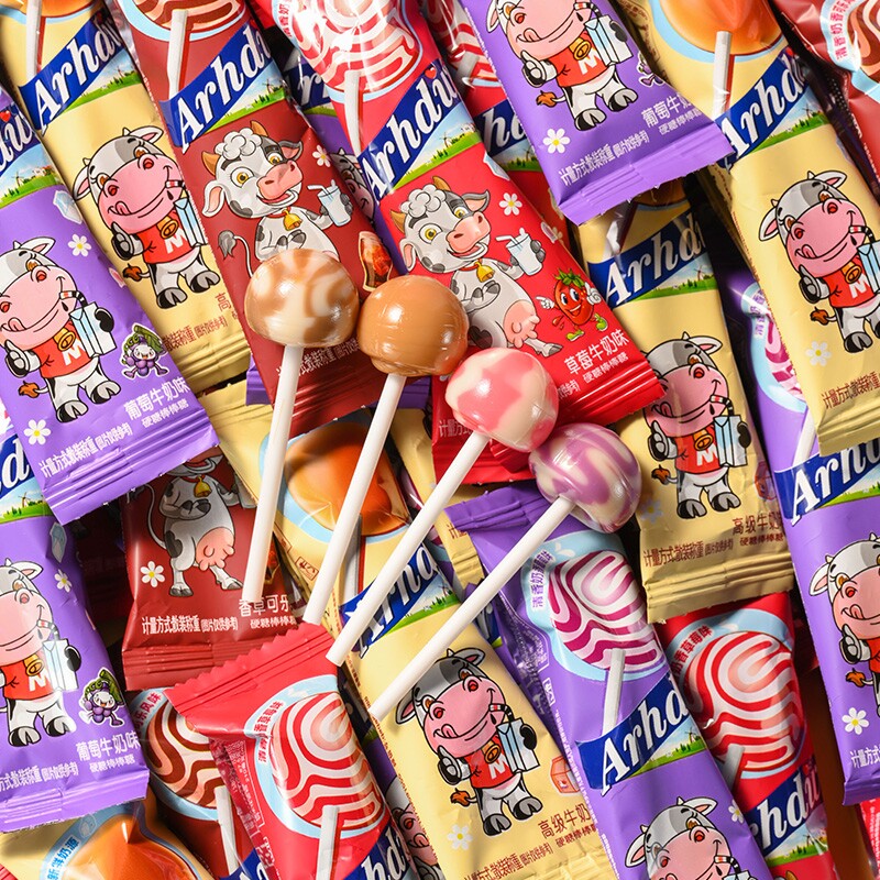 批发牛奶棒棒糖儿童网红爆款牛奶味儿童零食喜糖糖果结婚年货批发