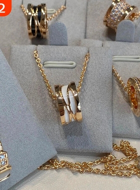 小蛮腰纯银陶瓷小红人吊坠