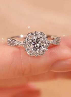 仿真莫桑石爆闪女戒轻奢高级感