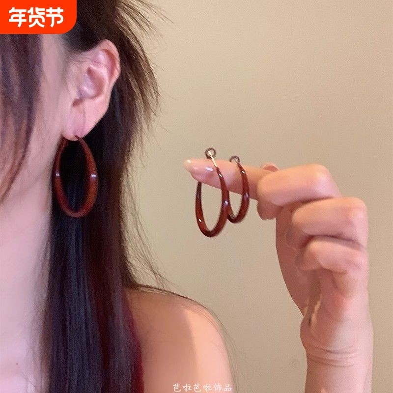 复古港风安可拉红耳圈秋冬素圈耳环女高级感耳钉女气质耳扣耳饰,饰品/流行首饰/时尚饰品新,耳环,淘宝优惠券,粉丝福利购,淘宝优惠卷