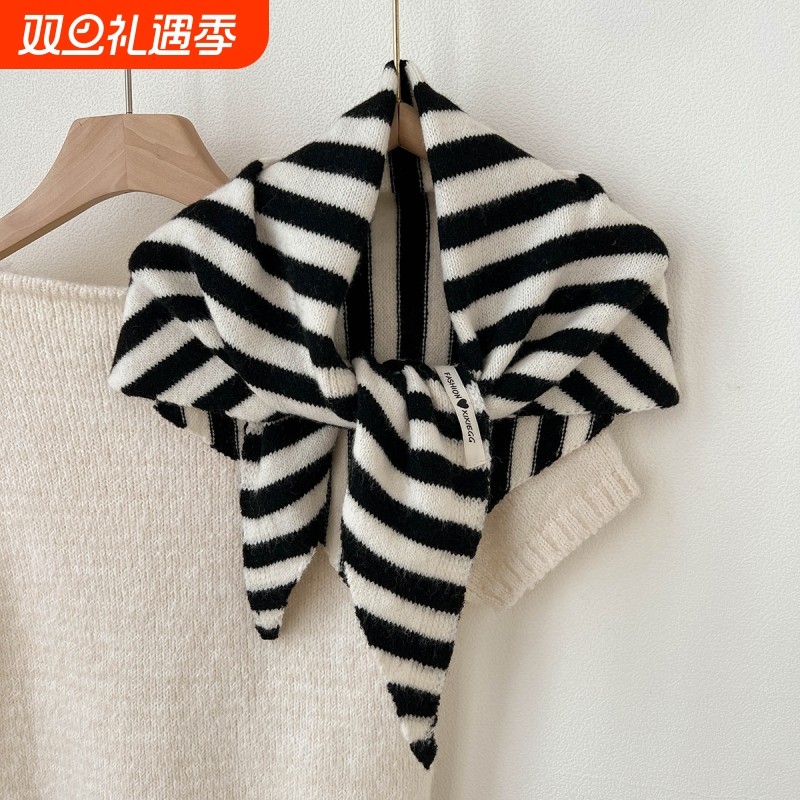 小条纹三角巾披肩外搭女春秋冬季保暖三角围巾围脖红色黑色咖色