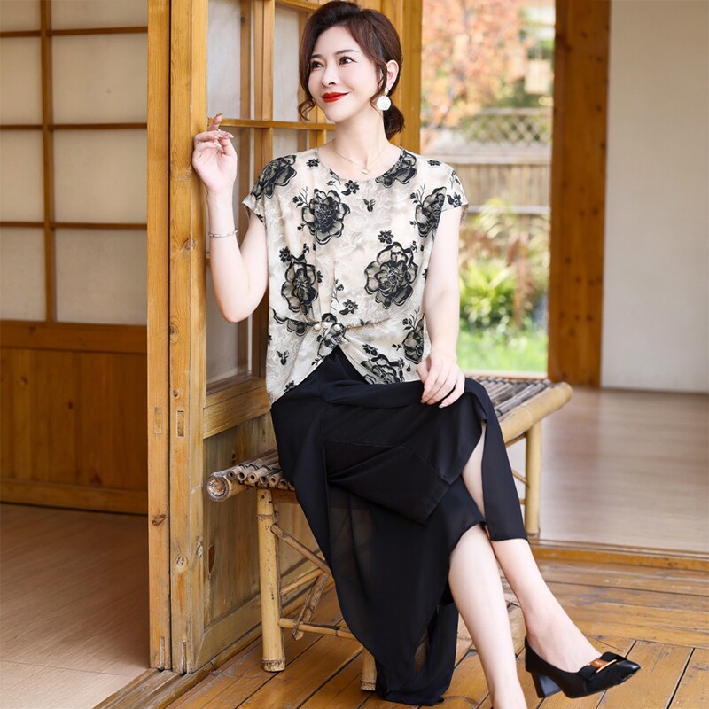妈妈雪纺短袖2026新款气质显瘦套装优雅上衣中老年人女裤裙两件套