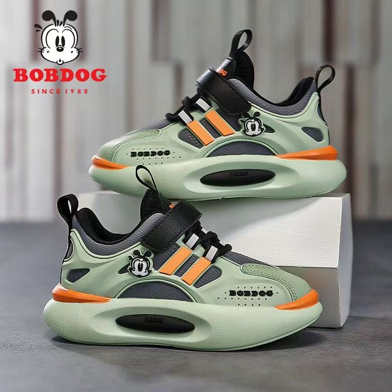 巴布豆男童鞋子儿童2025秋冬新款软底防滑跑步鞋防水皮面运动轻便