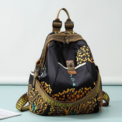 发财树大容量时尚背包女2026新款双肩休闲轻便防水旅游女士旅行包