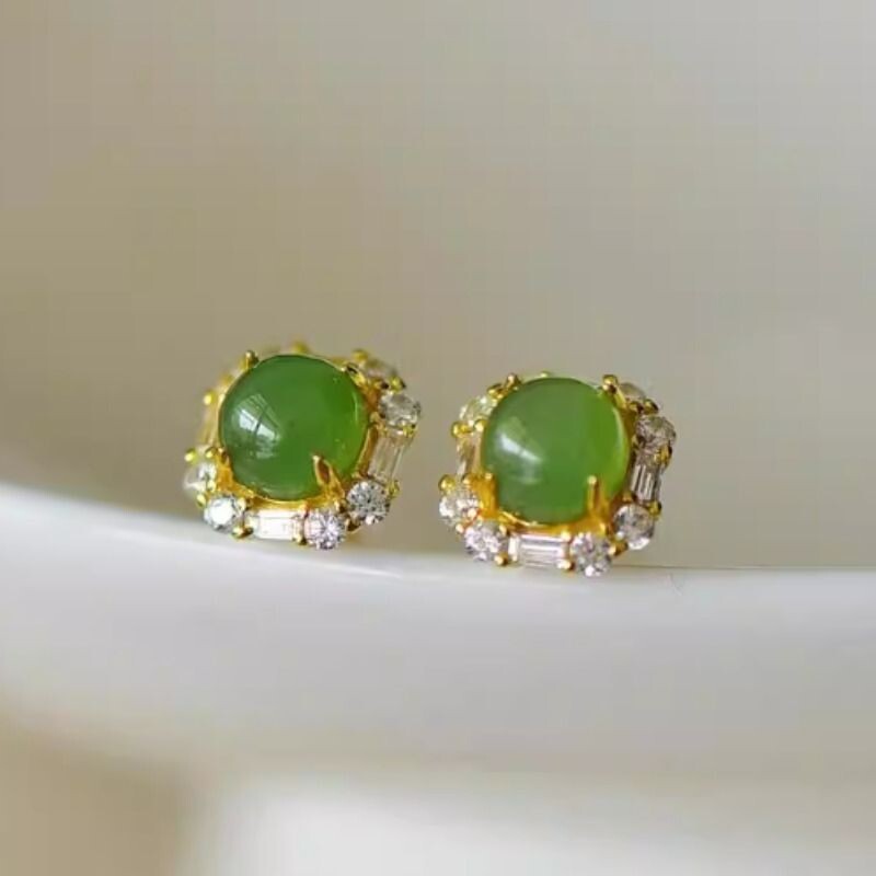 新疆和田碧玉925银镶耳钉蛋面帝王绿耳饰送妈妈女友真玉石礼证书