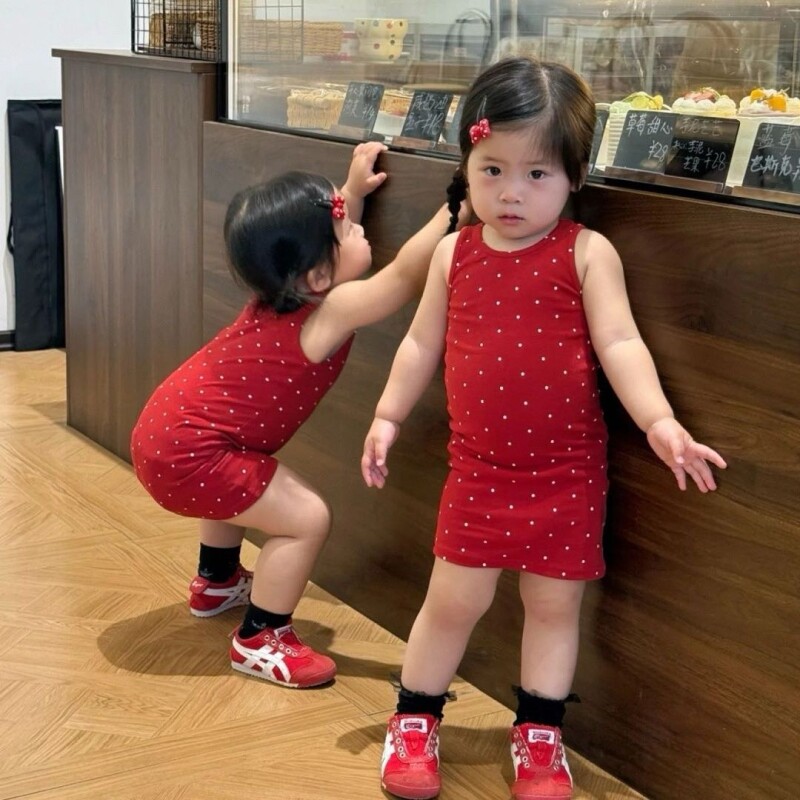 女宝宝夏装可爱波点无袖连衣裙子图片