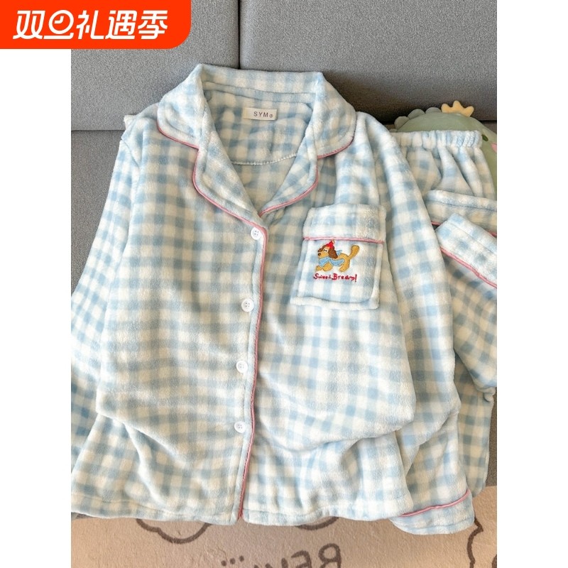 红豆法兰绒日系刺绣腊肠狗大码睡衣女秋冬加厚加绒甜美蓝格保暖家