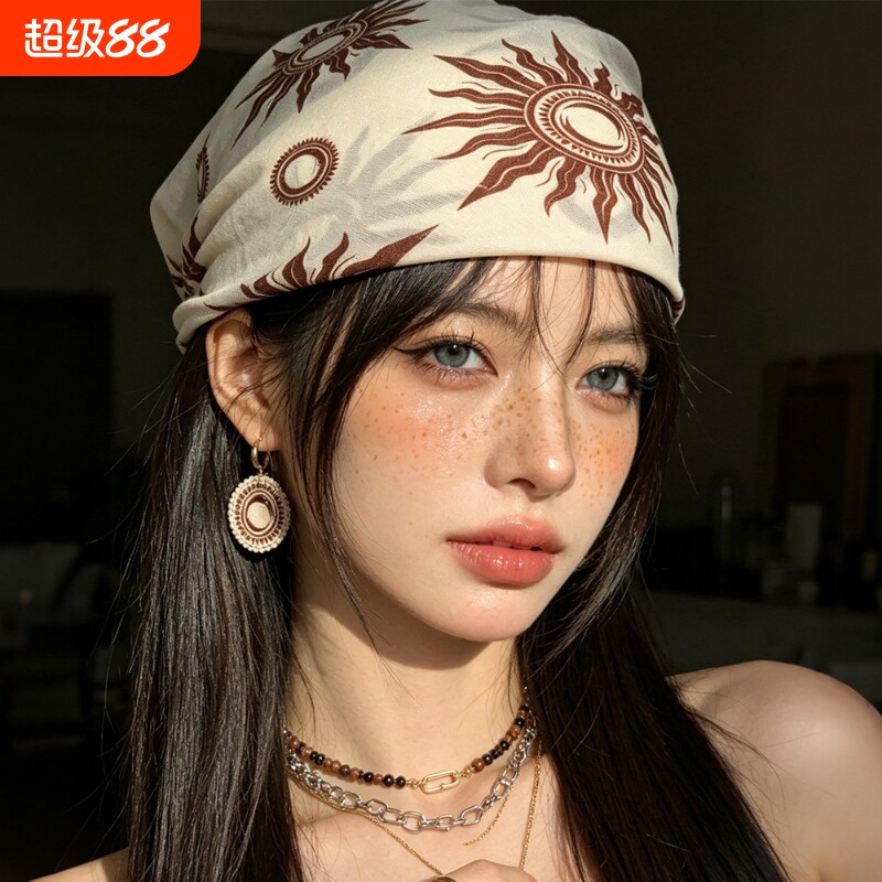 2026新款欧美风太阳花纹小方巾图片
