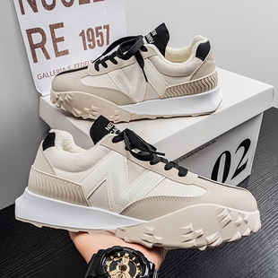 休闲情侣鞋 男鞋 防滑耐磨厚底阿甘鞋 户外运动登山老爹潮鞋 加绒 新款