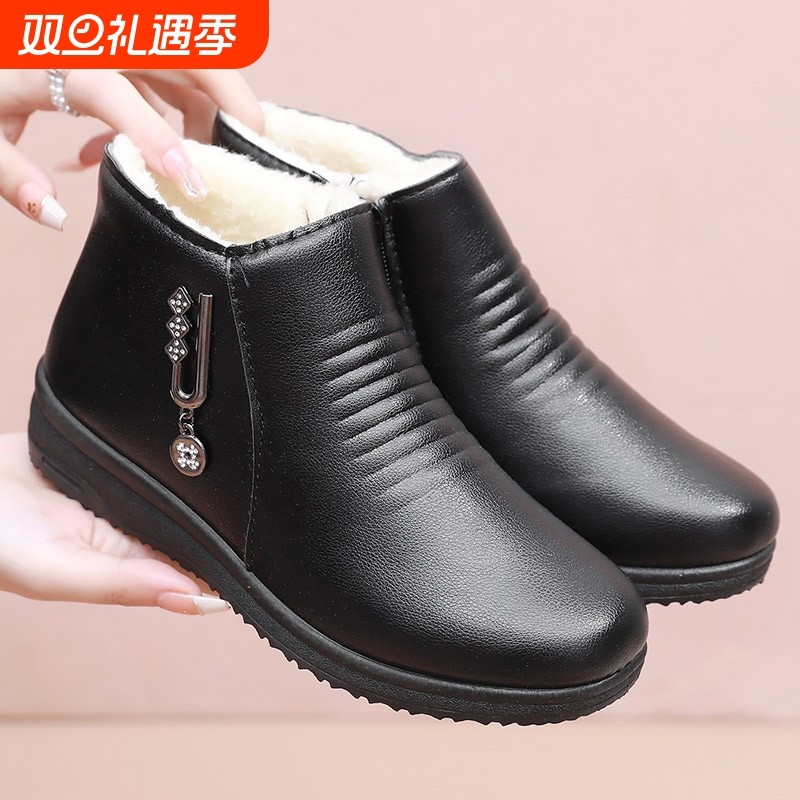 冬季女士防水皮棉鞋妈妈软底鞋中老年加绒保暖短靴中年棉皮鞋防滑