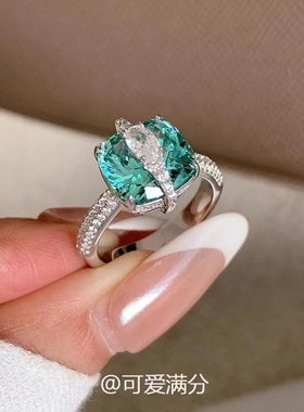 薄荷曼波爆闪小方糖锆石戒指中古重工高级感气质显白食指戒小配饰