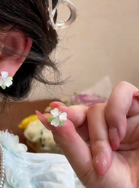 夏季清新简约绿色耳饰高级感设计感气质小众个性花朵双耳洞养耳洞