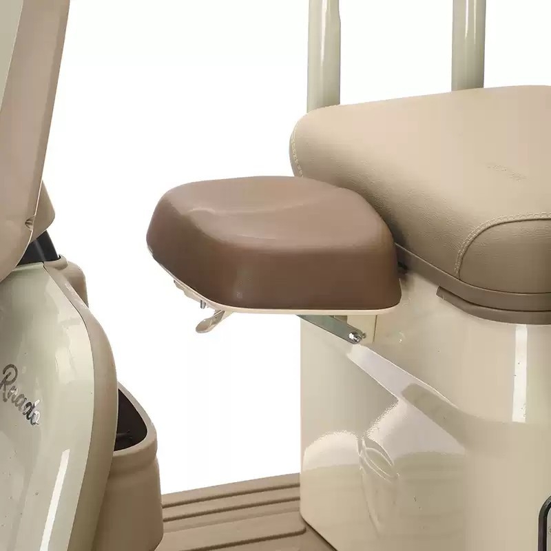 电动三轮车儿童座椅座椅可折叠折叠前置电瓶车通用宝宝座椅安全