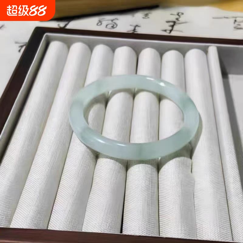 爆款仿天山翠手镯女款细条玉镯冰透飘花款小众细圆条镯子