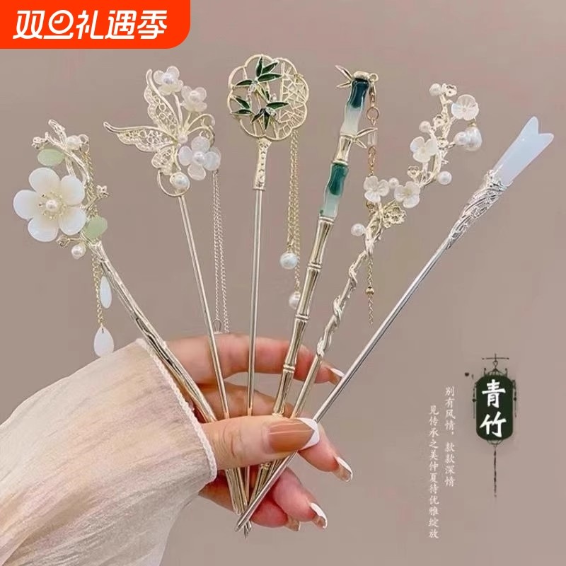 新中式发簪2025新款古风簪子女高级感马面裙国风木簪步摇发钗头饰