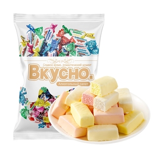 俄罗斯风味卢卡斯酸奶巧克力三色酸奶夹心果味零食年货圣诞喜糖果