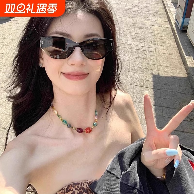 民族风多巴胺彩色琉璃串珠项链女款复古锁骨链小众设计高级感配饰