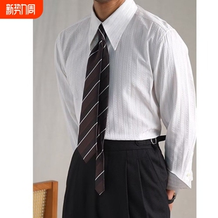 复古纽扣领修身 衬衫 衬衣时髦绅士气质感 商务休闲尖领条纹长袖 意式