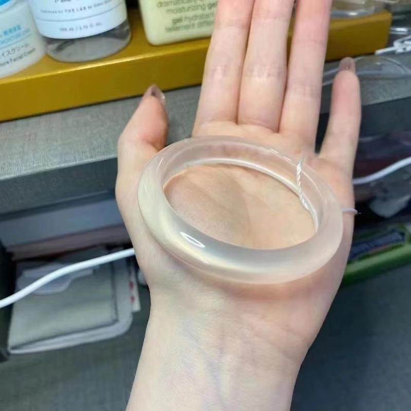 仿冰种玛瑙玉髓手镯手镯厂家直销